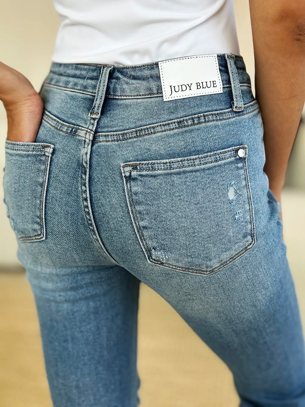 Judy Blue Ripped Full Size Distressed Jeans