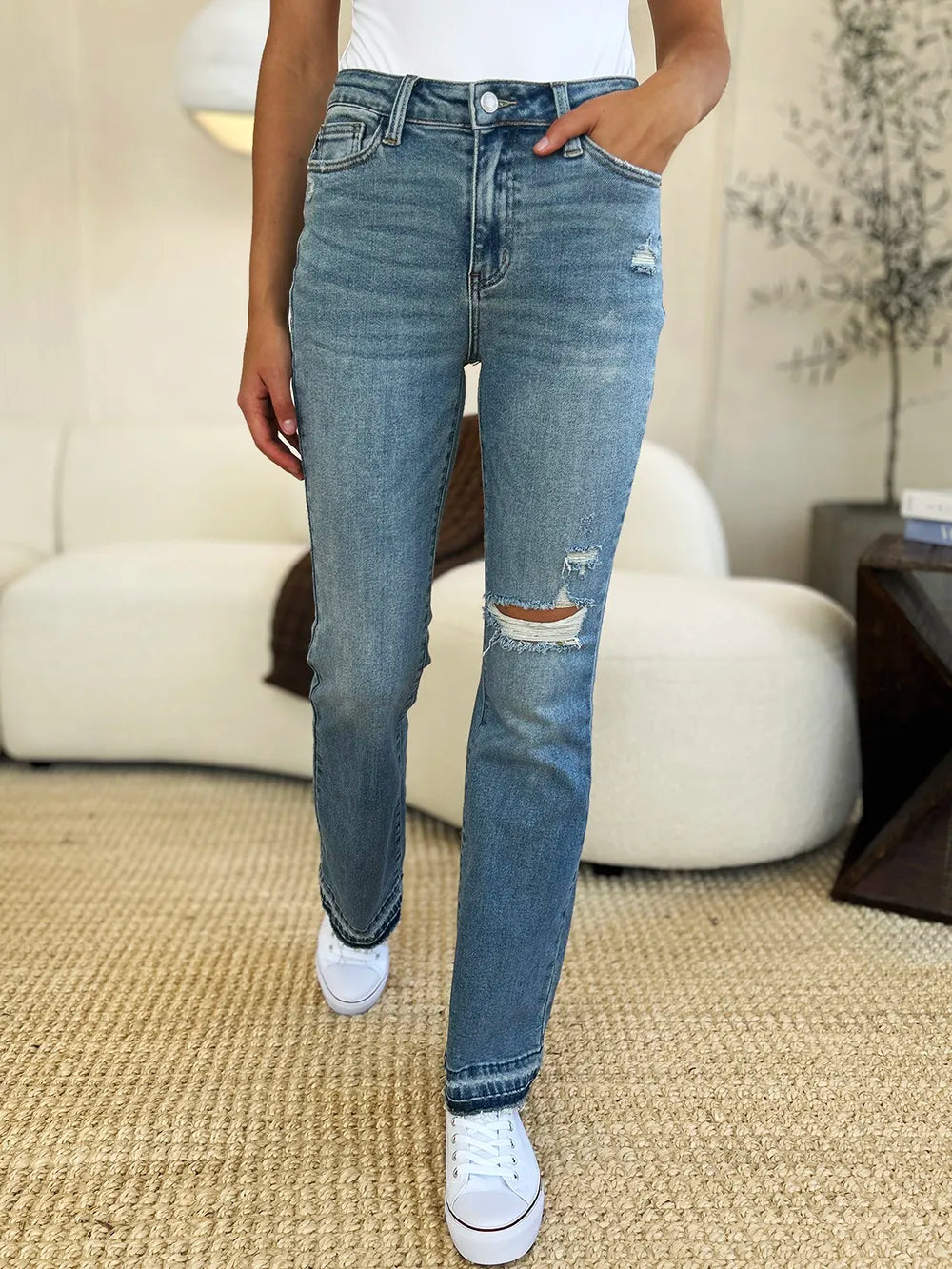 Judy Blue Ripped Full Size Distressed Jeans